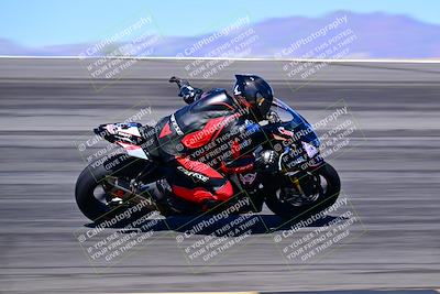media/Mar-25-2024-Moto Forza (Mon) [[8d4319bd68]]/3-Intermediate Group/Session 3 (Bowl)/